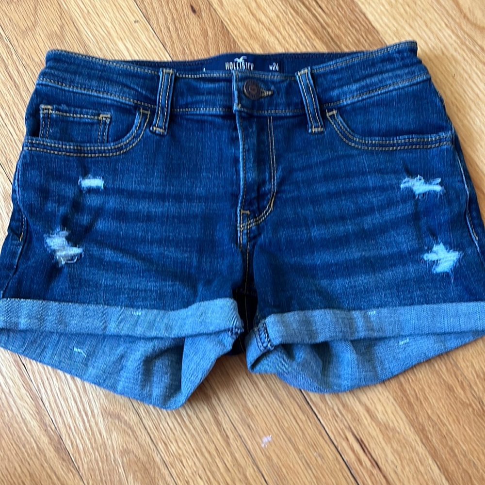 Hollister dark blue distressed jean shorts. NWOT